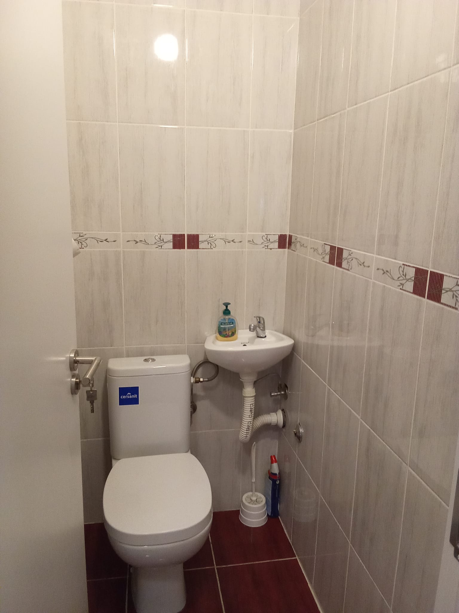 4 toilet WC Celebonovica Bezanija Beograd flat sale tenanted Expo 2027 prodaja sa zakupcima tenanted invest estate property bitcoin Serbia