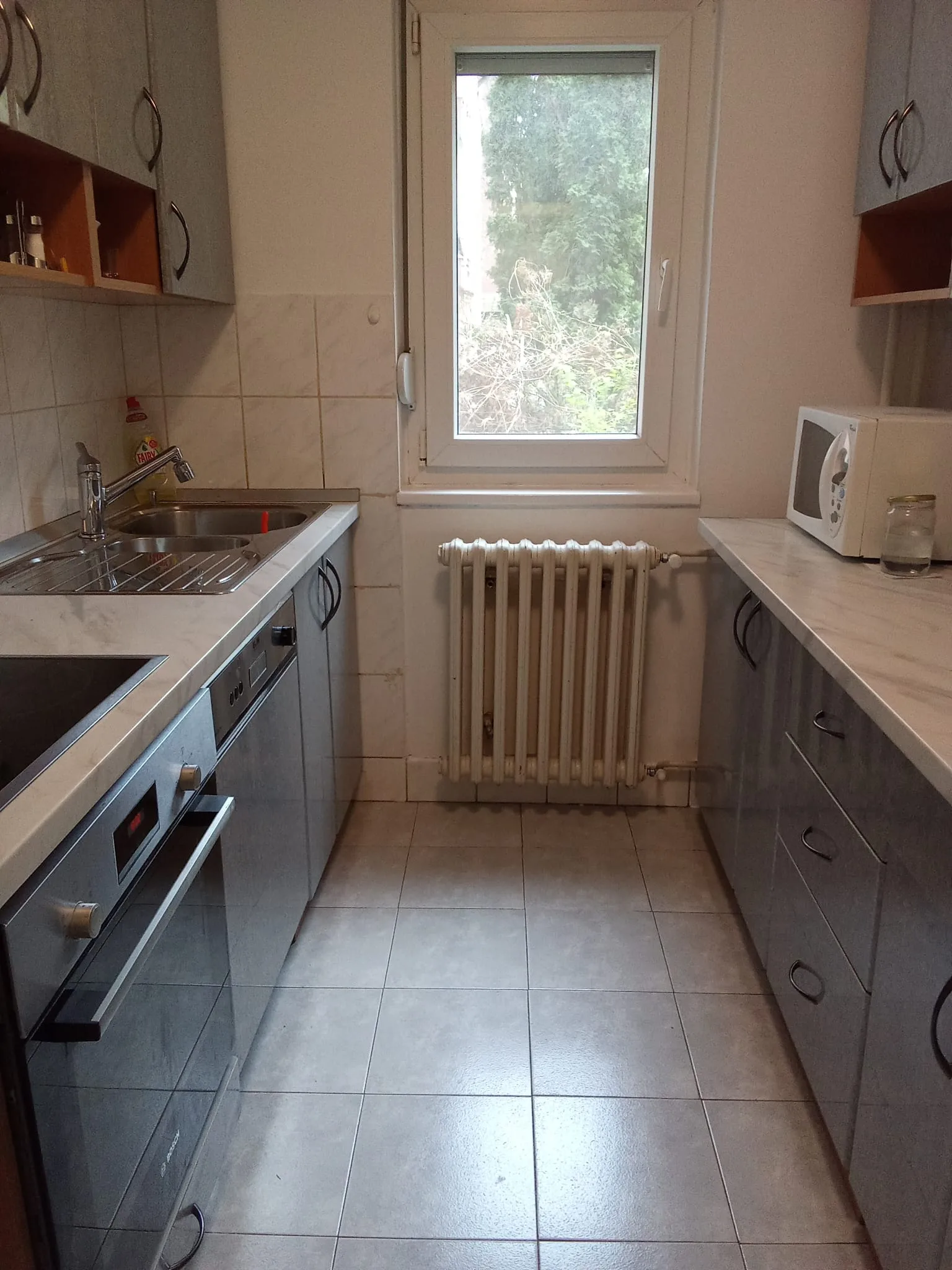 3 kitchen  Celebonovica Bezanija Beograd flat sale tenanted Expo 2027 prodaja sa zakupcima tenanted invest estate property bitcoin Serbia