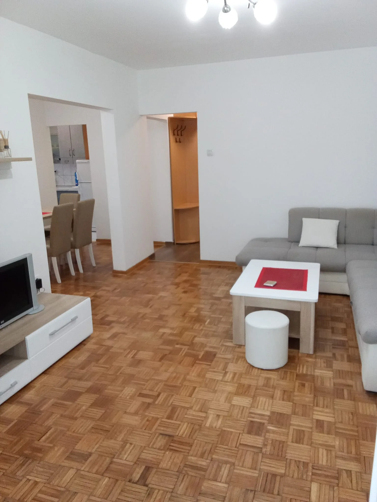 1 sitting room Celebonovica Bezanija Beograd flat sale tenanted Expo 2027 prodaja sa zakupcima tenanted invest estate property bitcoin Serbia - Copy - Copy