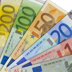 19667122-fan-of-all-euro-banknotes